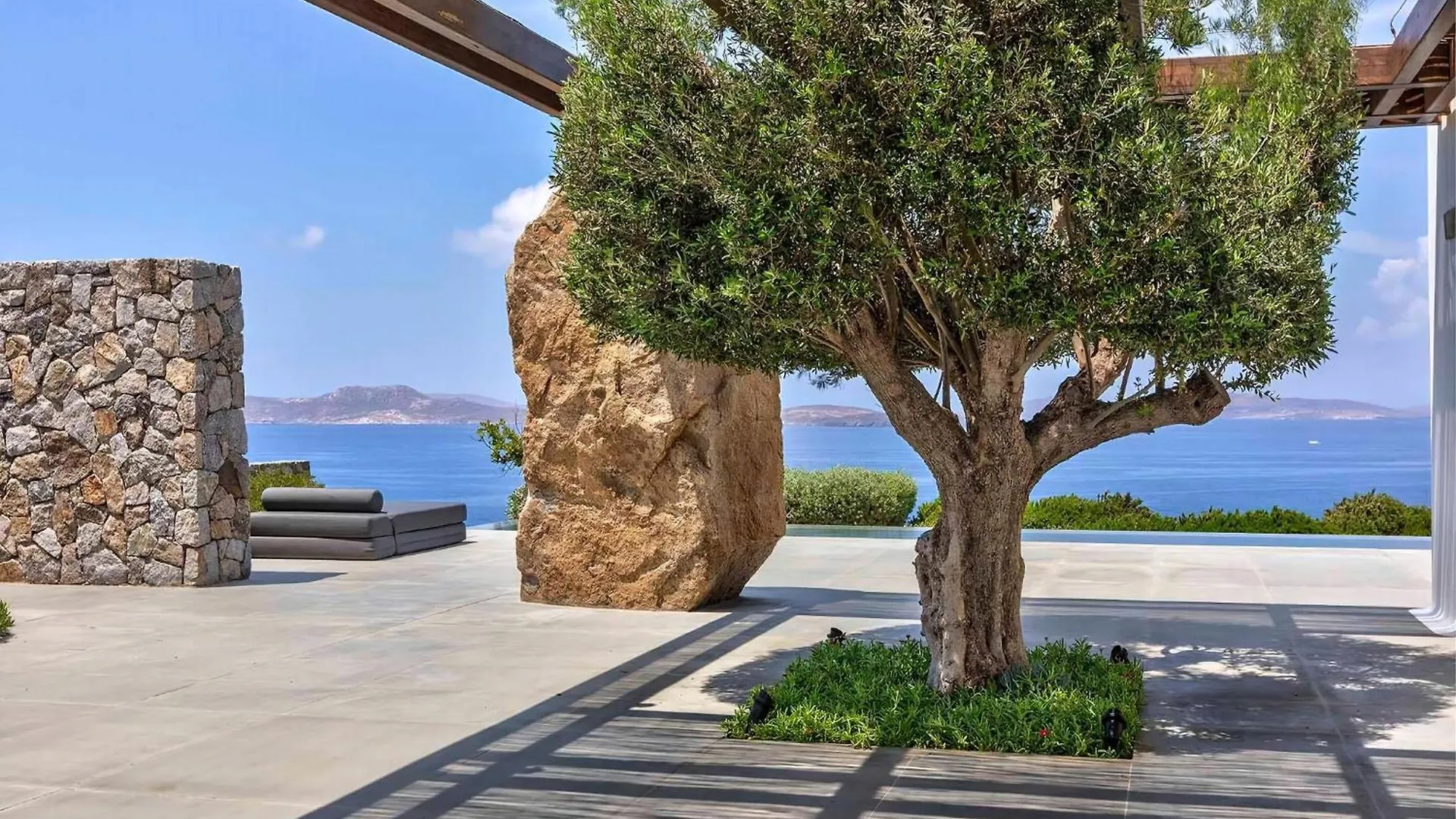Majestic Mykonos Villa 5 Bedrooms Villa Shannon Private Infinity Pool Sensational Sea Views Agios Ioannis Ornos